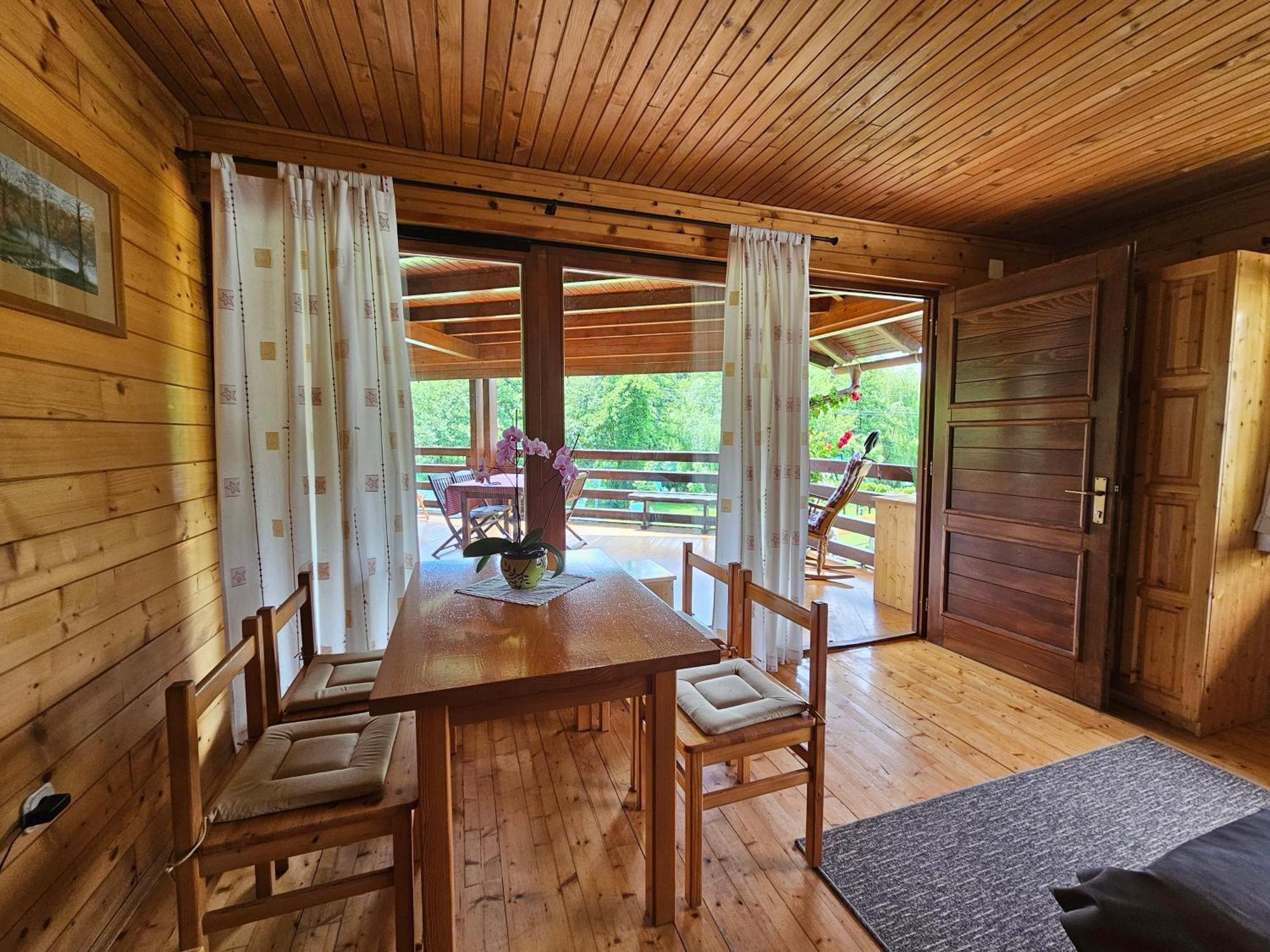 Apartment Mreznicka Kuca Duga Resa Εξωτερικό φωτογραφία